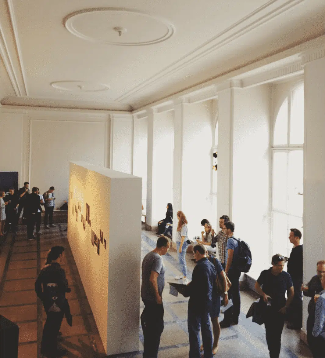 Alumni networking at a reunion